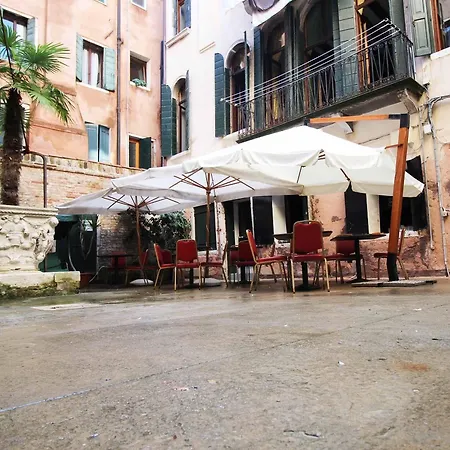 Bed & Breakfast Della Spada Venice