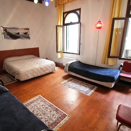 Bed & Breakfast Della Spada Venice